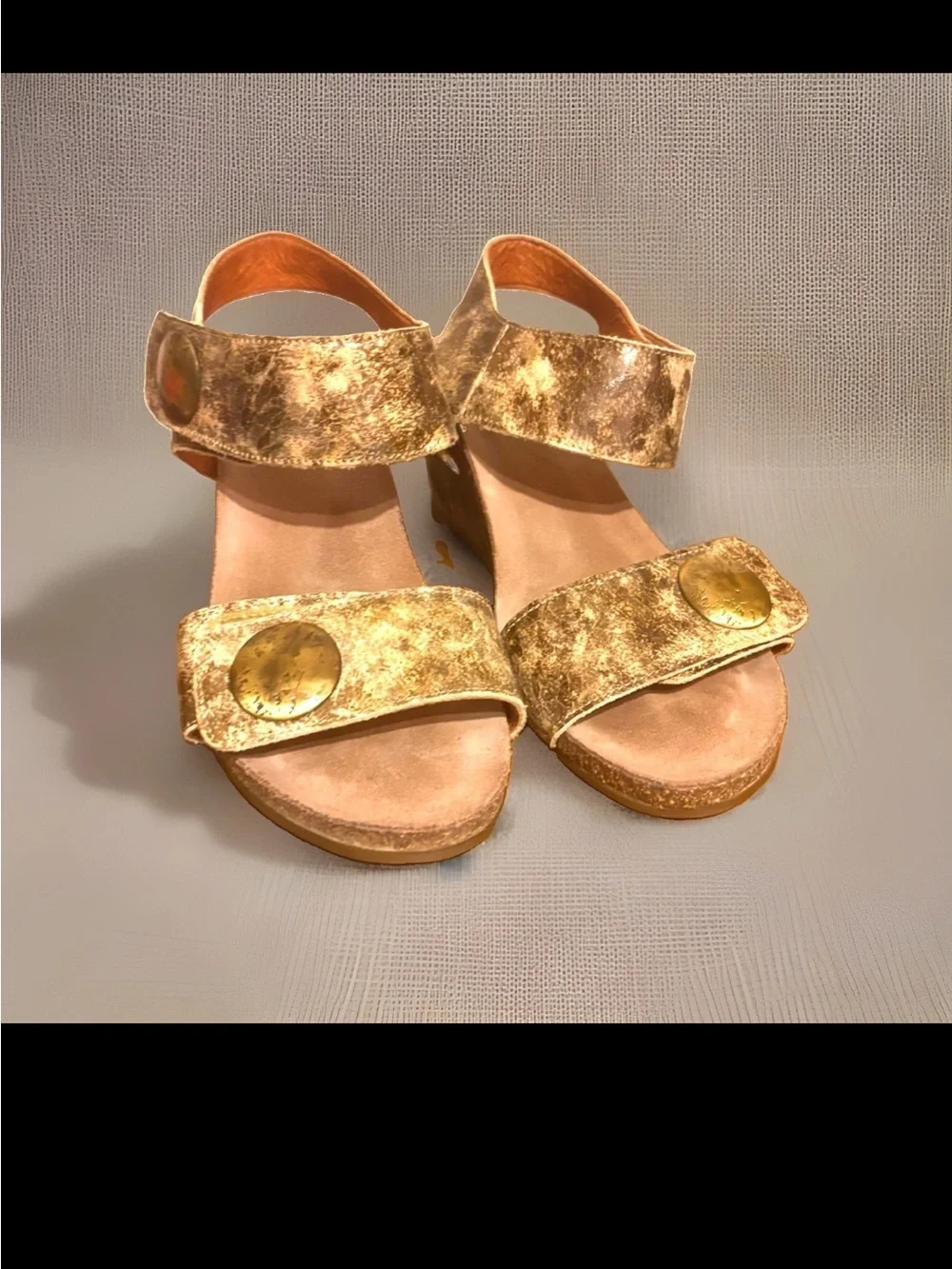 Taos Carousel 2 Wedge sandals inTaupe Multi Size 39 US 8.5-9